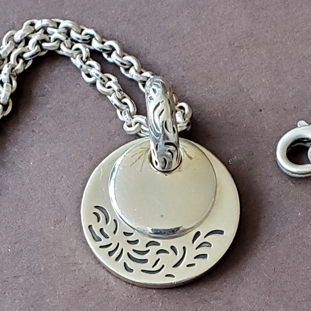 Silpada Sterling Silver Rolo Link Chain Disc Circle Pendant Necklace